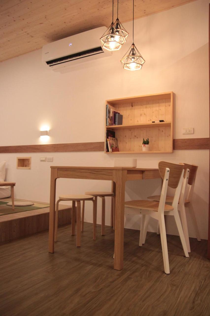 Lost Circle Homestay Tainan Luaran gambar