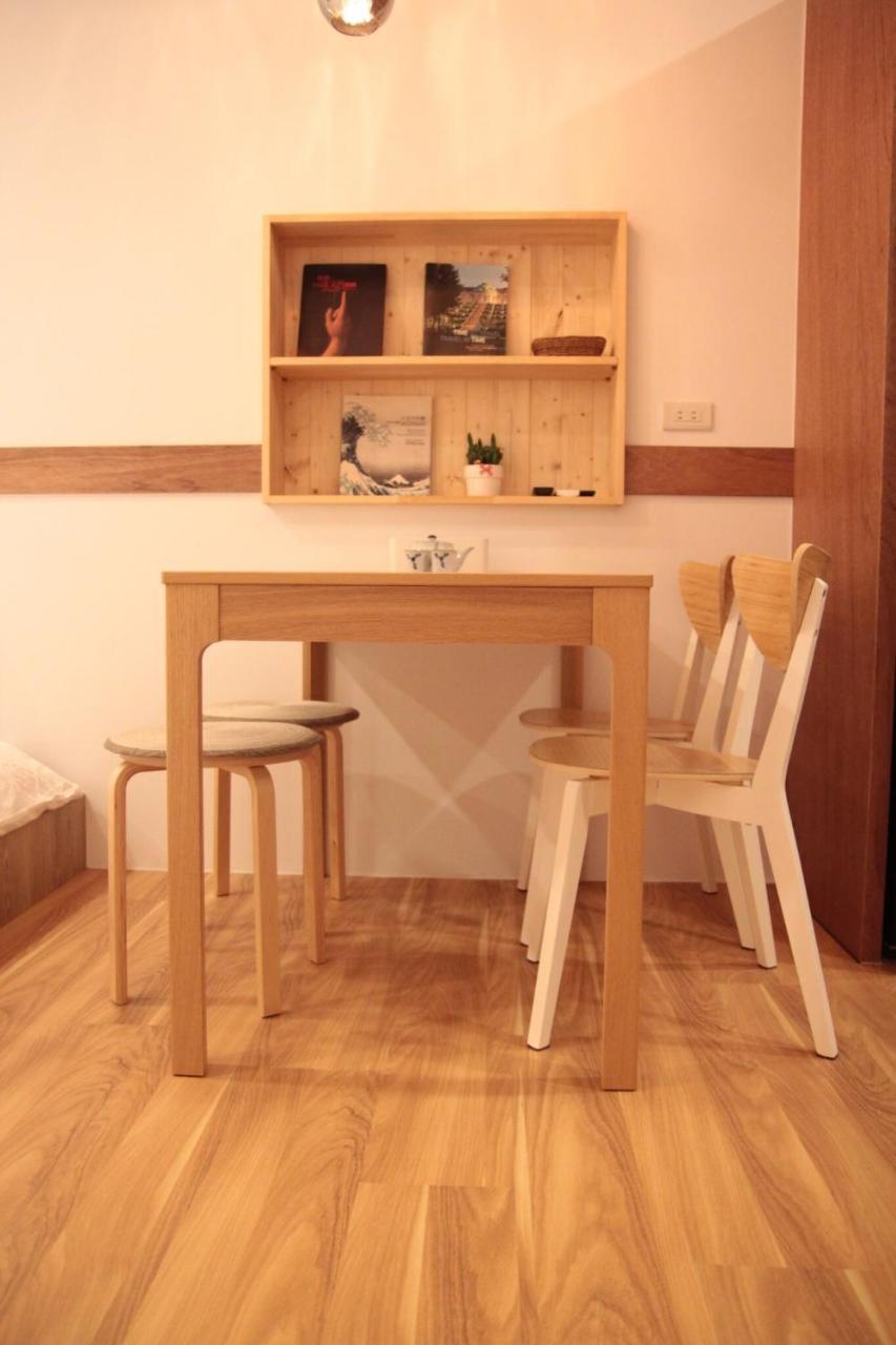 Lost Circle Homestay Tainan Luaran gambar