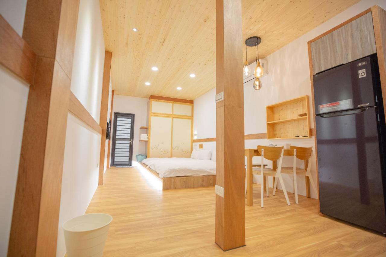 Lost Circle Homestay Tainan Luaran gambar