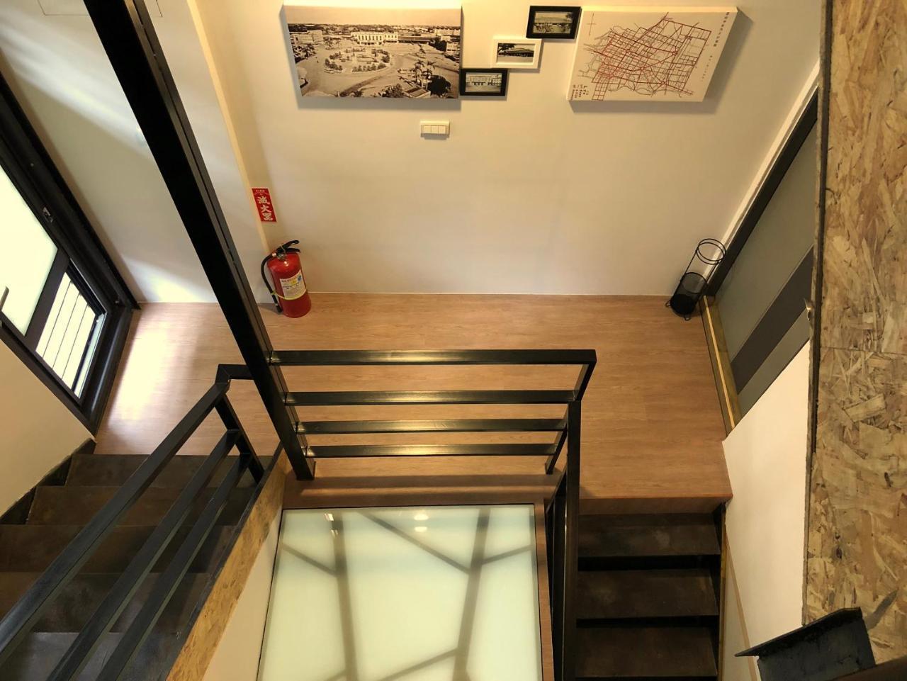 Lost Circle Homestay Tainan Luaran gambar