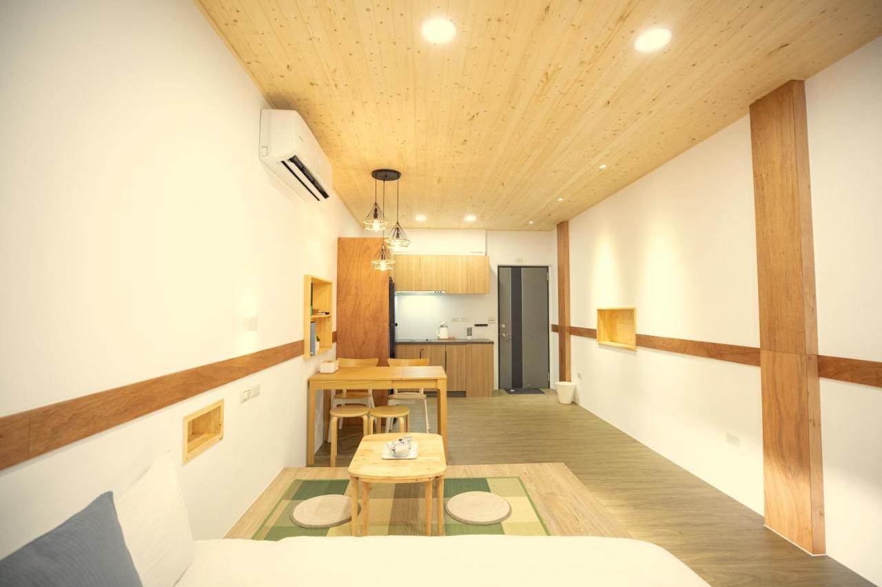 Lost Circle Homestay Tainan Luaran gambar