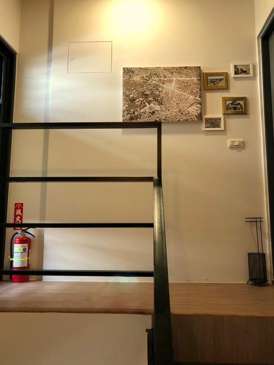 Lost Circle Homestay Tainan Luaran gambar